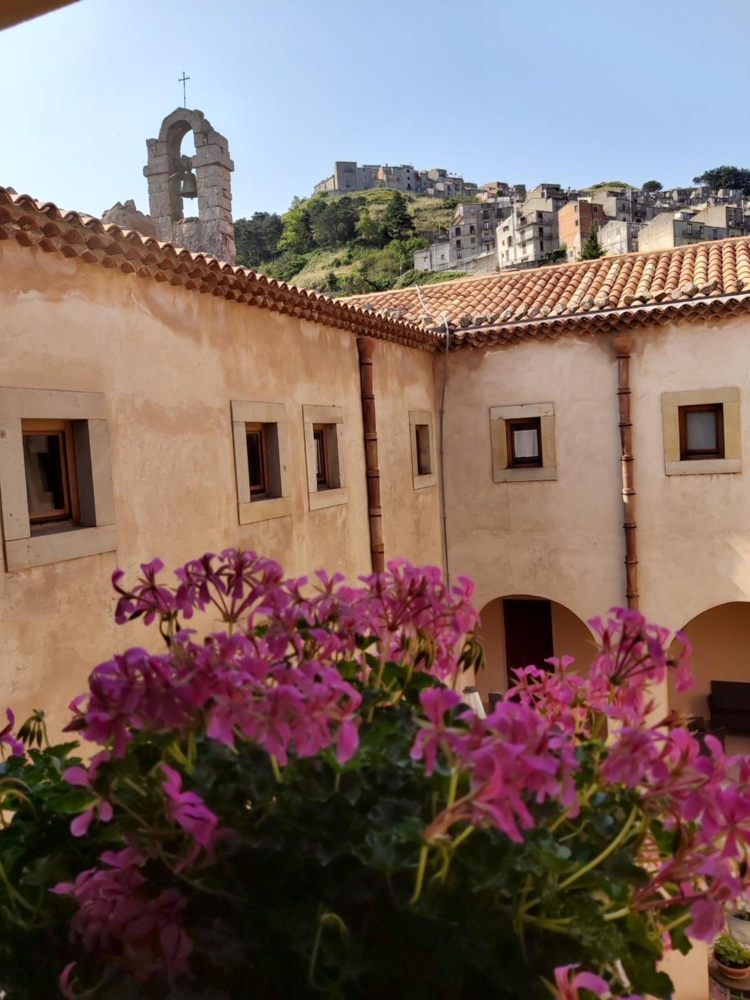 Hotel Al Convento San Mauro Castelverde Esterno foto